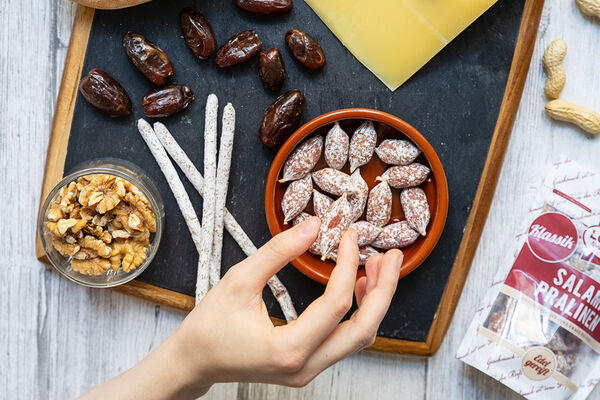 SALAMI PRALINEN (Teaser)